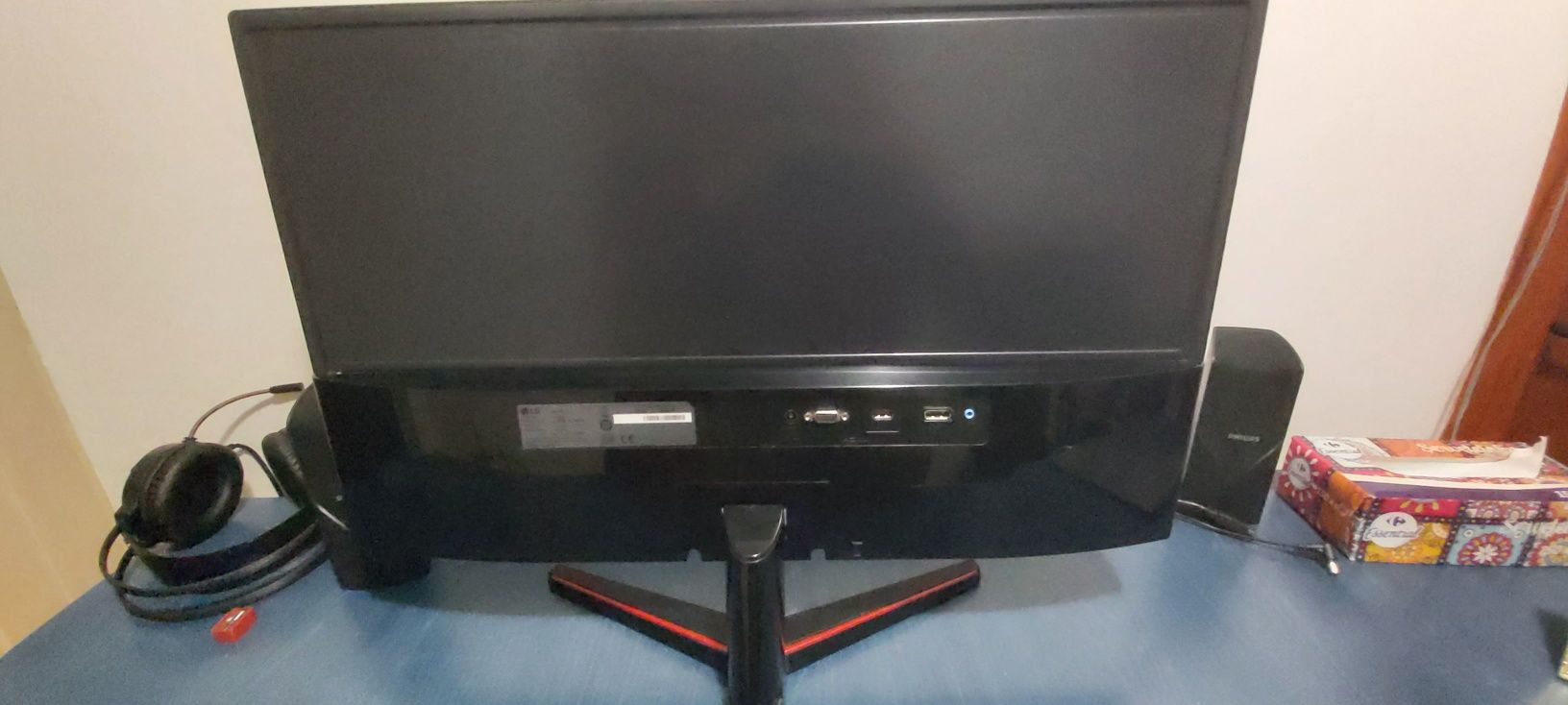 Monitor LG încă în garanție