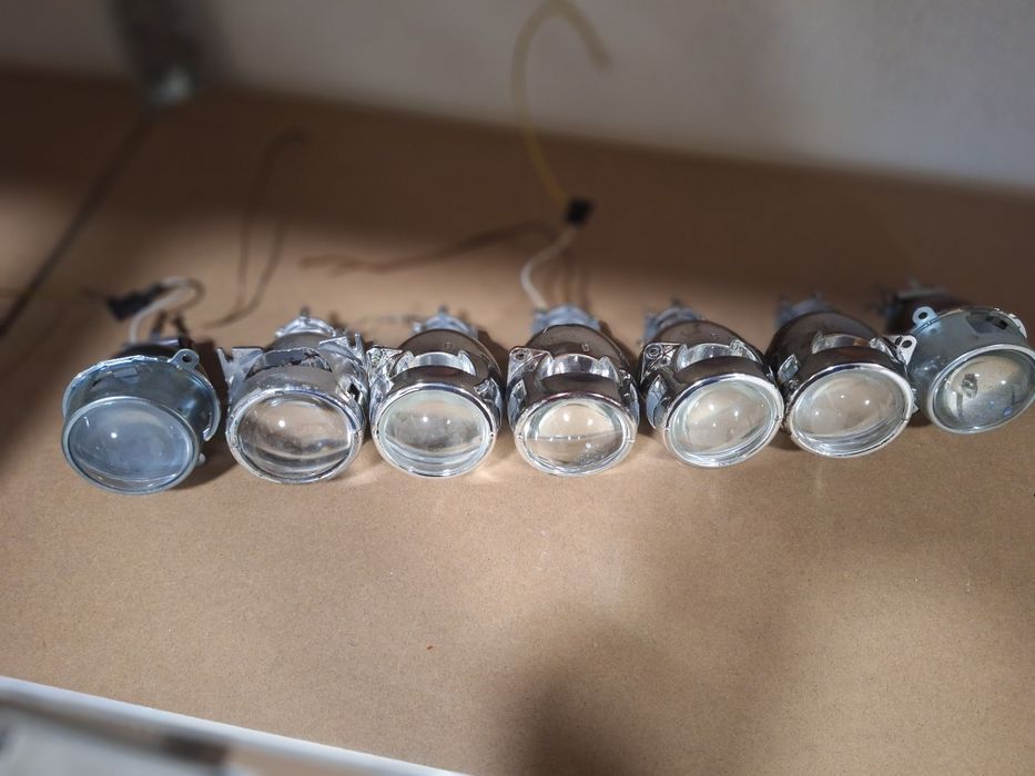 Халогенни Valleo