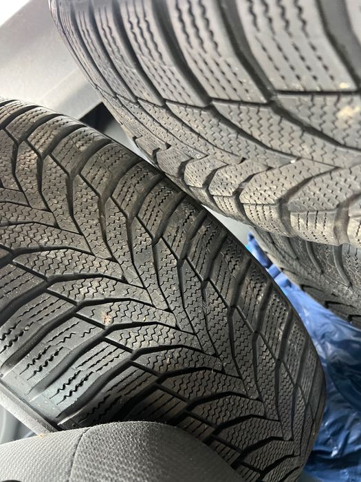 Оригинални лети джанти с перфектни зимни гуми. Само днес 900лв