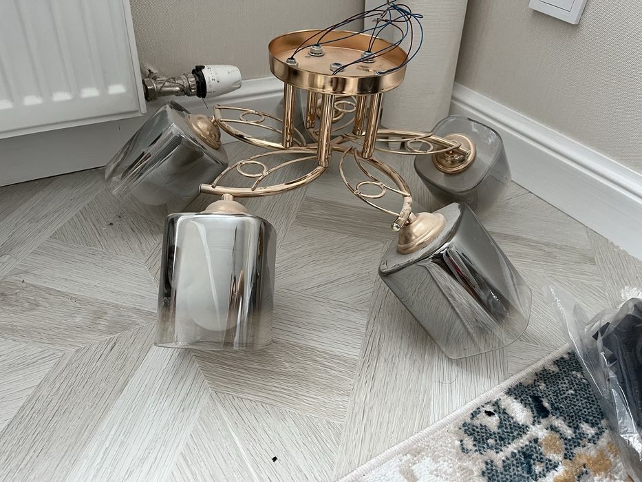 Люстра 5 ламп и 3 лампы