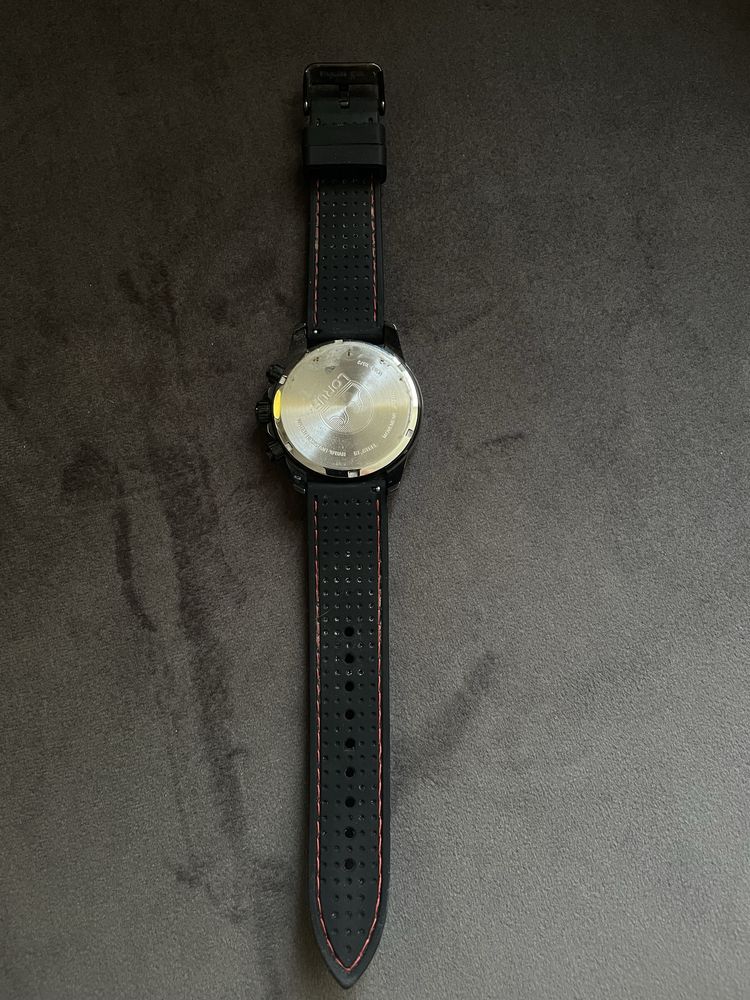 Часовник LORUS RT347JX9