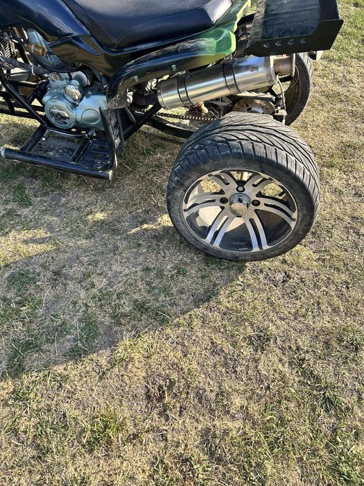 Vand atv 250cc.