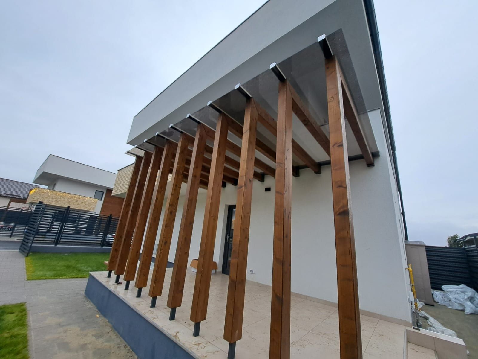 Terasa ,foisor ,pergola. Policarbonat solid . Transparent .