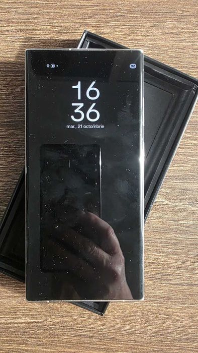 Samsung Galaxy S23 Ultra - Utilizat , Stare impecabilă