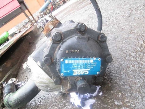 pompa hidraulica case 703480