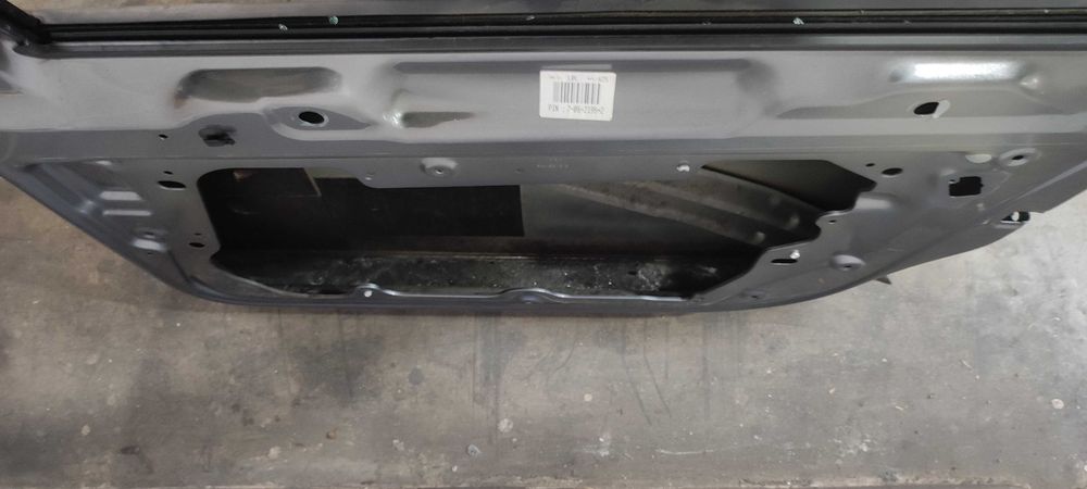 Usa dreapta fata volkswagen vw golf 6 hachback 1.2  cod vopsea LA7T