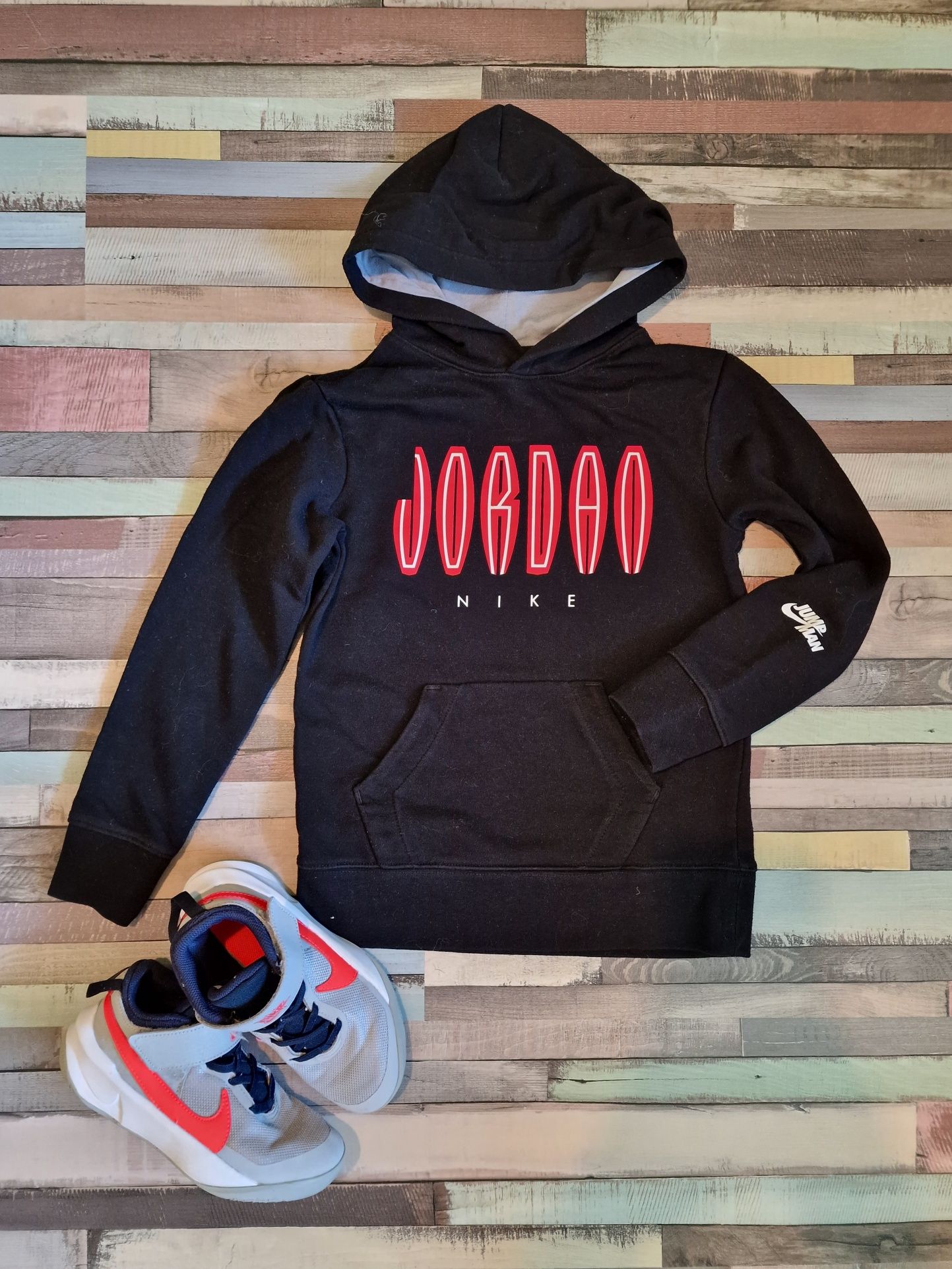 Худи Суйтчър Jordan Nike разме S 122-128 см.