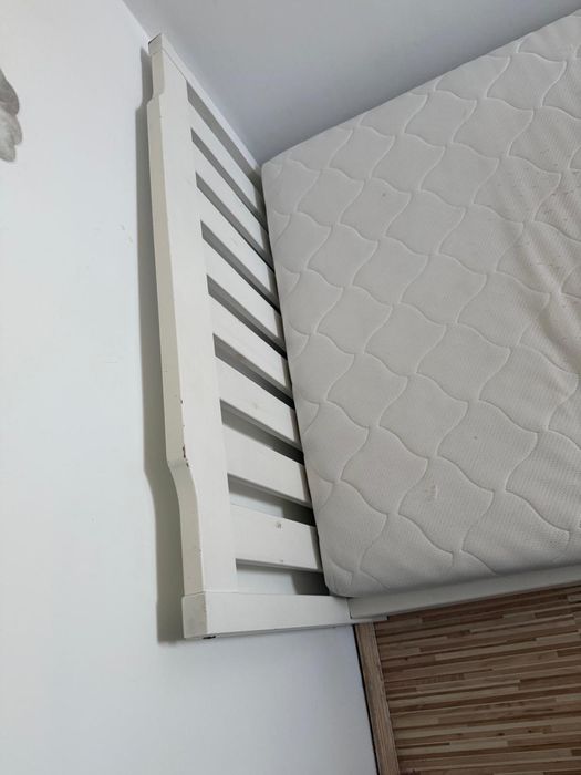 Pat 90/200 in stare impecabila