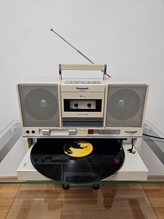 Radio Casetofon cu Pick-up Panasonic SG-J500L