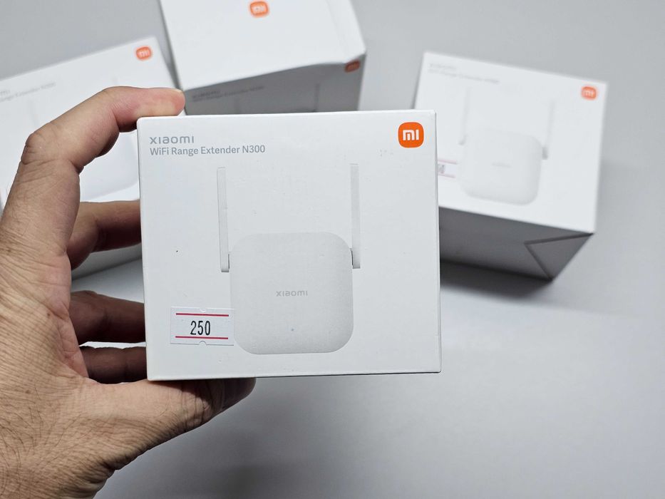 ПРОДАМ Усилитель Wi-Fi сигнала Xiaomi Mi Wi-Fi Range Extender N300.