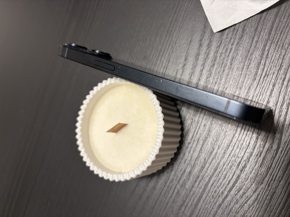 Iphone 14  ,fara zgarieturi sau alt defect