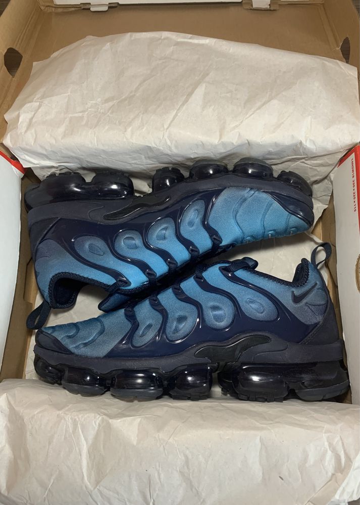 [SOLD] Nike Air Vapormax Plus Obsidian