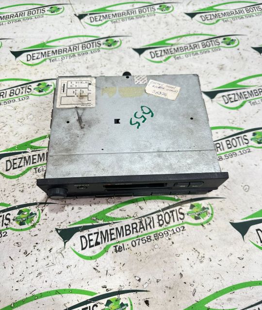 Radiocasetofon Dacia Logan prima generatie