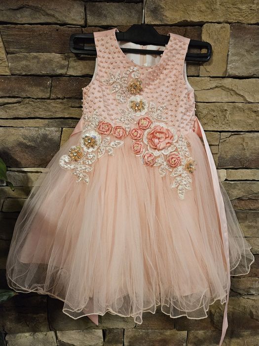 Рокля за малка принцеса.