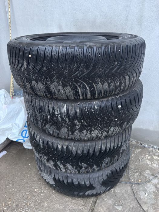 Jante cu cauciucuri de iarna 205/55R16