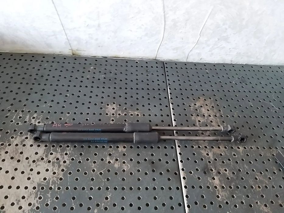 Set amortizoare telescoape capota audi a4 b9 8w 8w0823359b