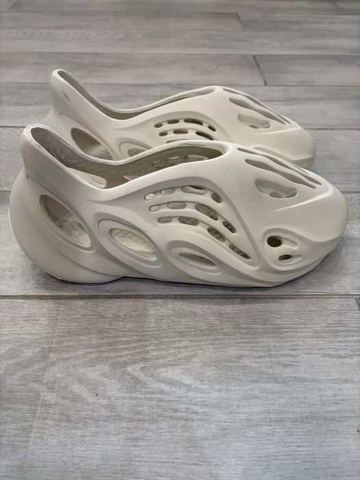 Adidas Yeezy Foam Runner