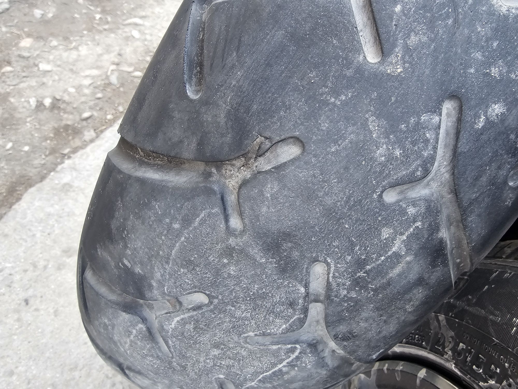 Гума за мотор 170/80/15 Bridgestone
