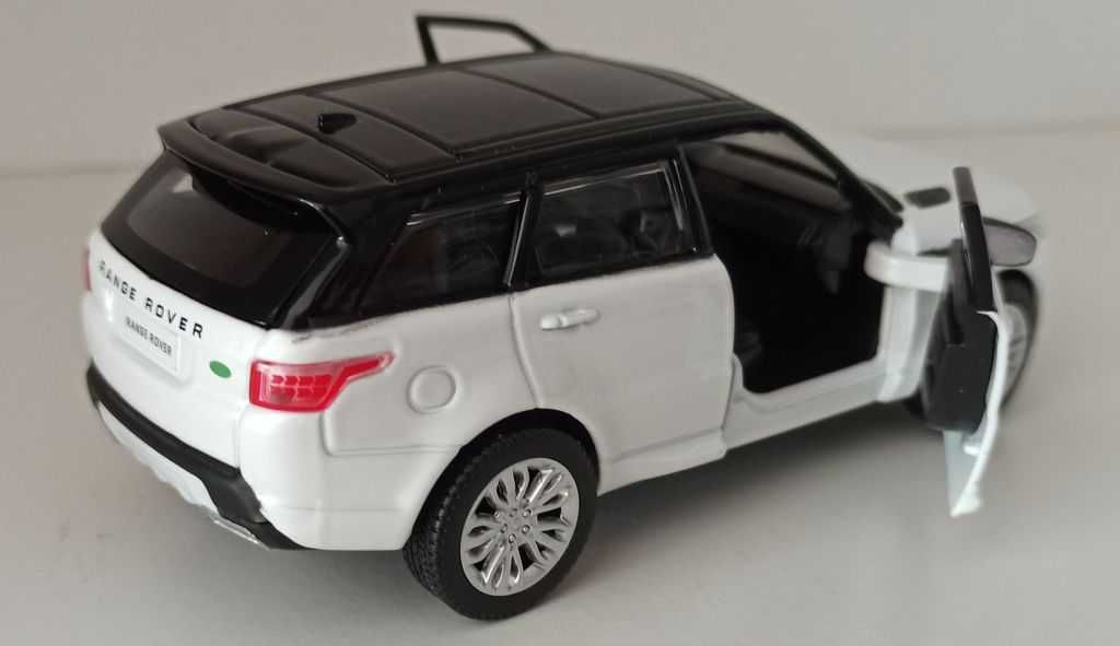 Macheta Land Rover Range Rover Sport MK2 FL 2020 alb - Tayumo 1/36