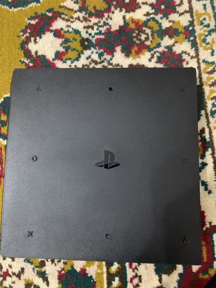 Playstation 4 PRO 1TB