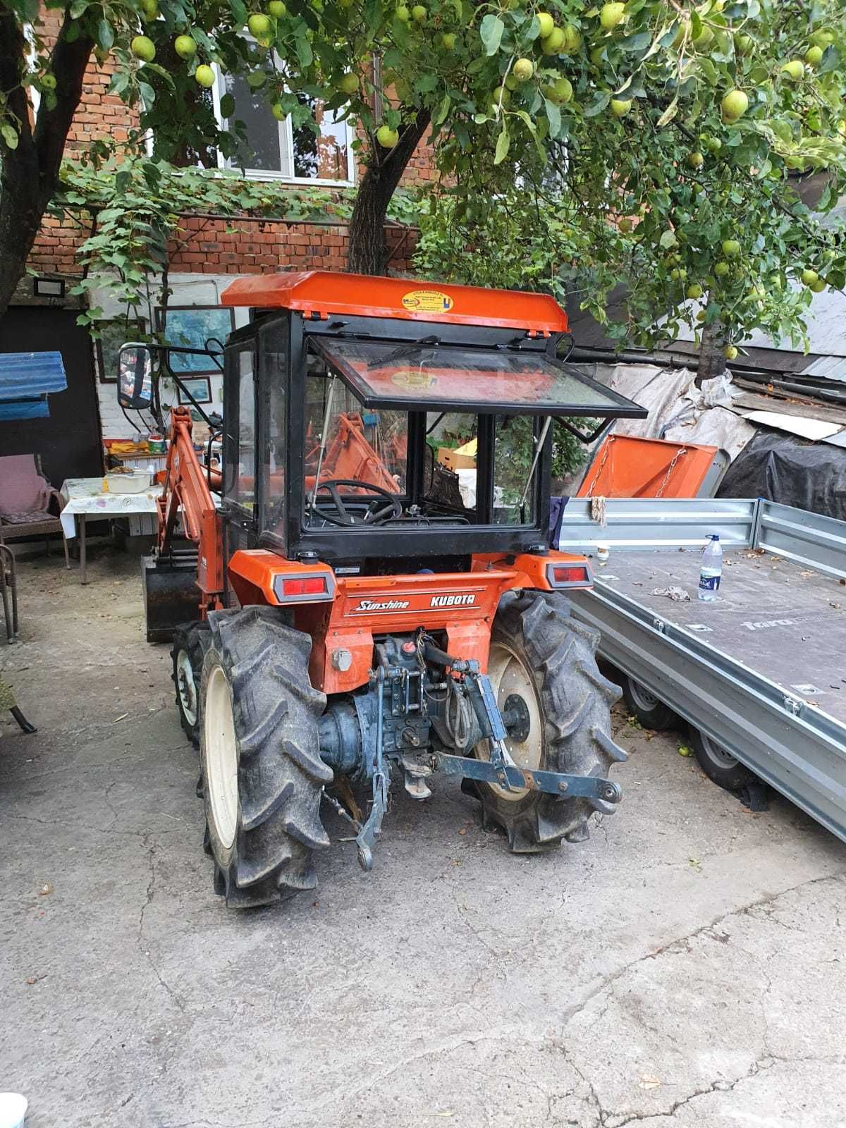 Tractor Kubota L1, 4x4