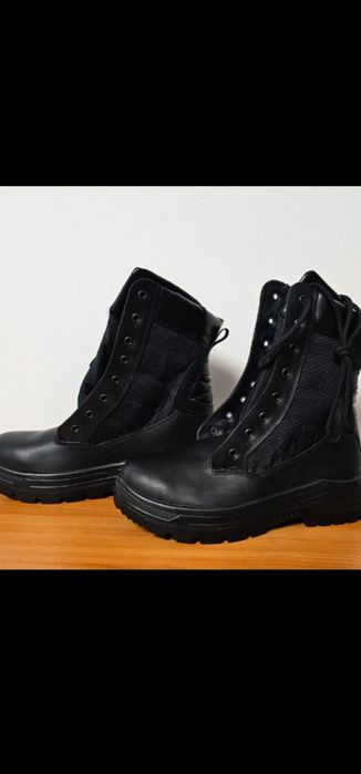 Bocanci de iarnă din piele naturală