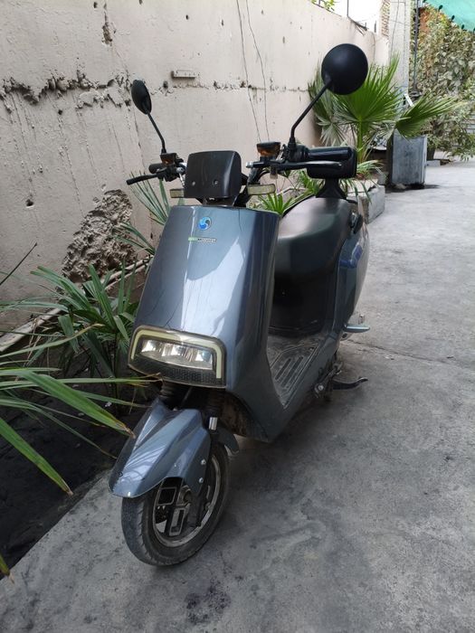 Скутер холати яхши юриши 20 км юради 1 зарядила