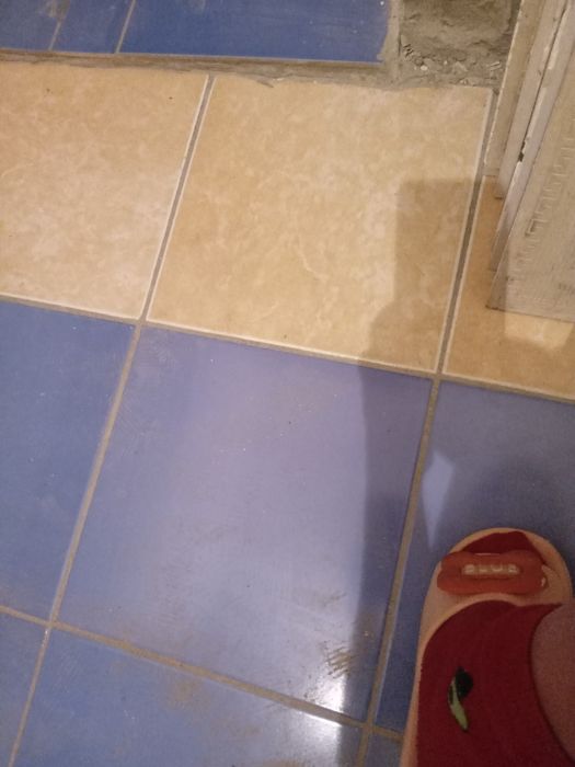 кафель в туалет.напольный и на стену