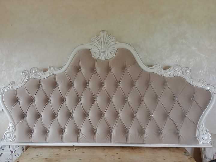 Tapitam, canapele, fotolii, coltarii etc.