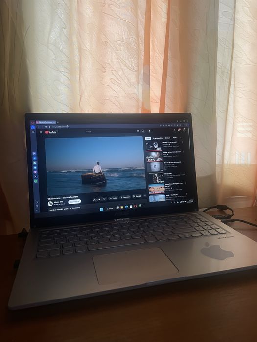 Vand laptop asus sau schimb cu pc