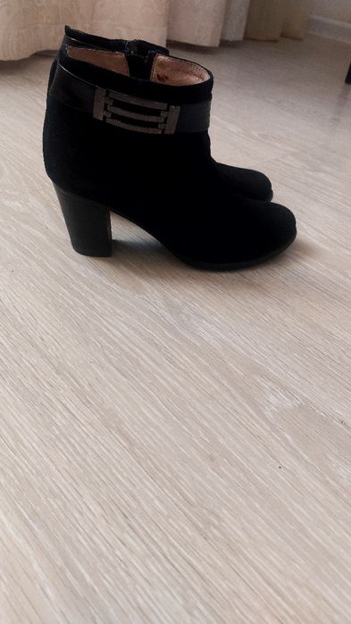 Продам ботильоны в отличном состоянии