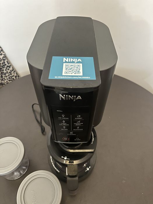 Aparat de înghețată Ninja Creami