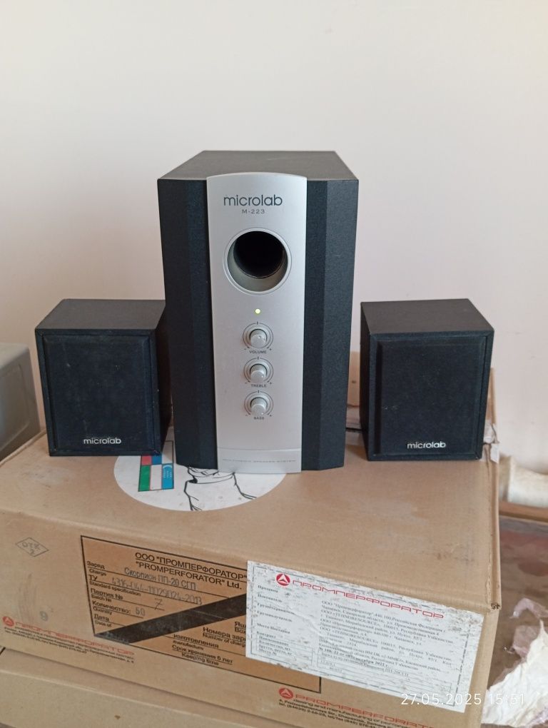 Microlab продаётся М-230.