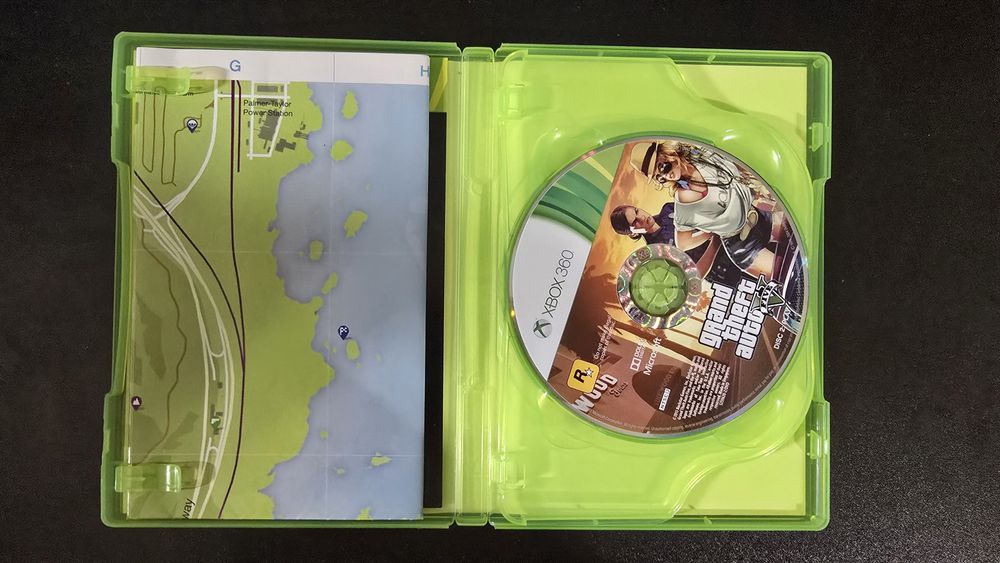GTA 5 - Xbox 360 - 2 discuri plus harta