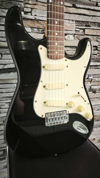 Chitara electrica stratocaster Cheri anii 80 Made in Korea - Garantie