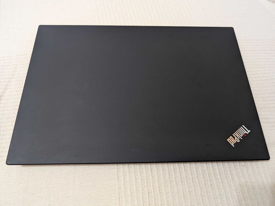 Vand laptop Lenovo Thinkpad T15 G1
