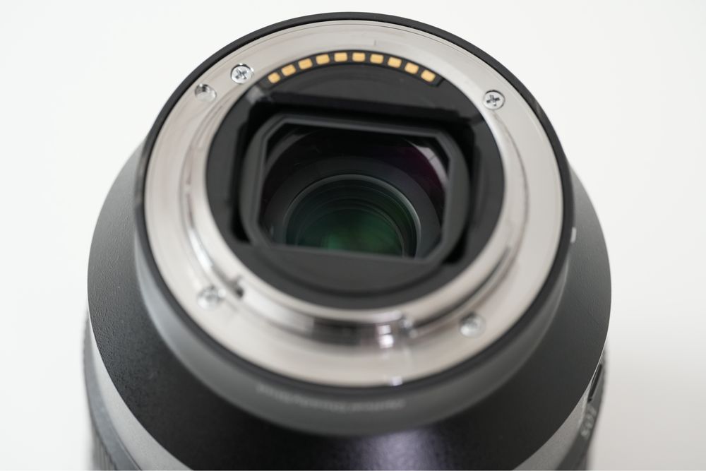 Обектив Sony 24-105 mm f4