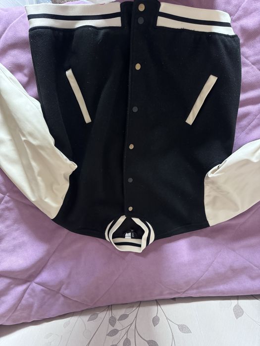 Бежево-черный бомбер h&m, унисекс, уже носили,цена минимальная