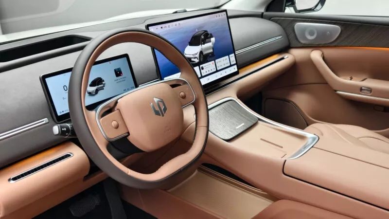 Leapmotor C11 2026 model smart Lidar 300 KM hybrid