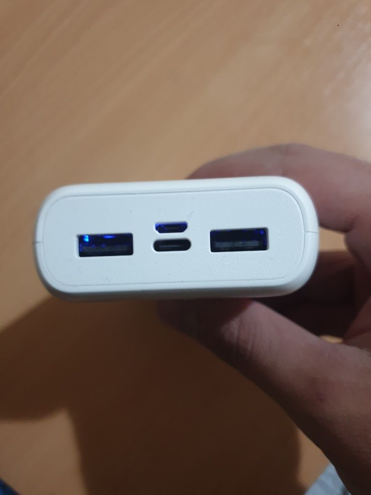 Повербанк powerbank