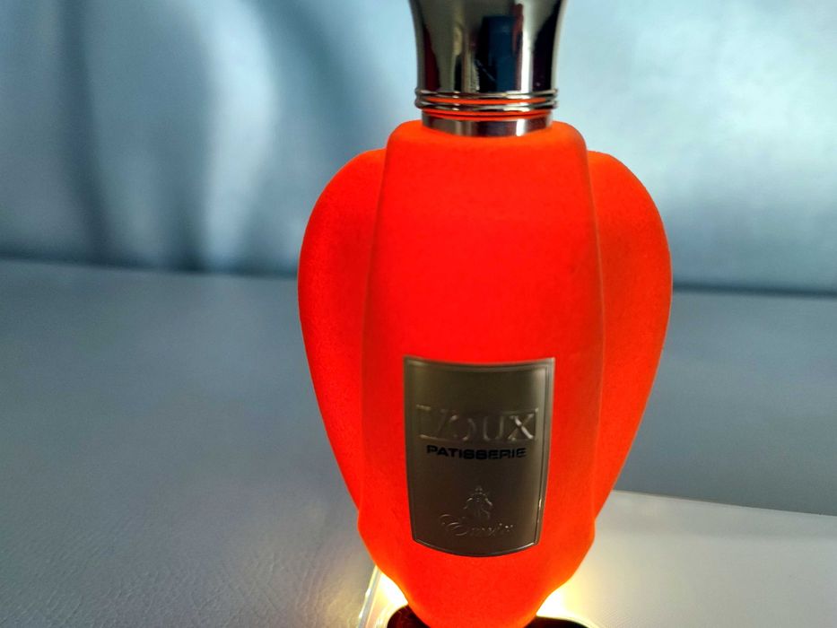 Parfum, Voux Patisserie , Paris Corner