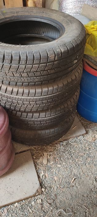 Шина продается r13
