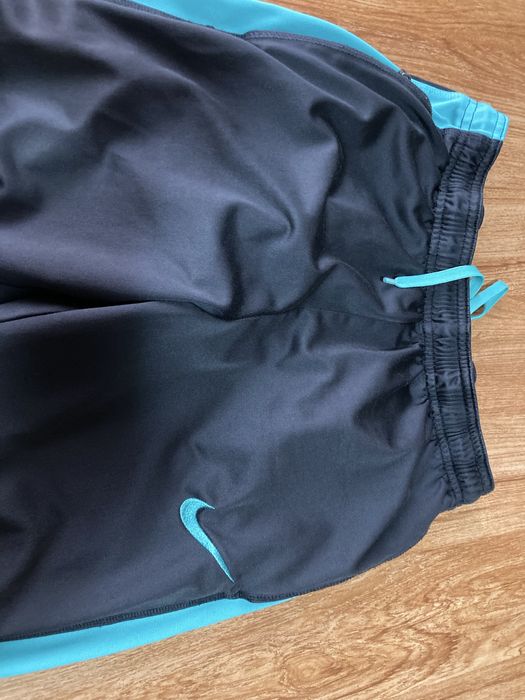 Оригинални мъжки долнища Nike