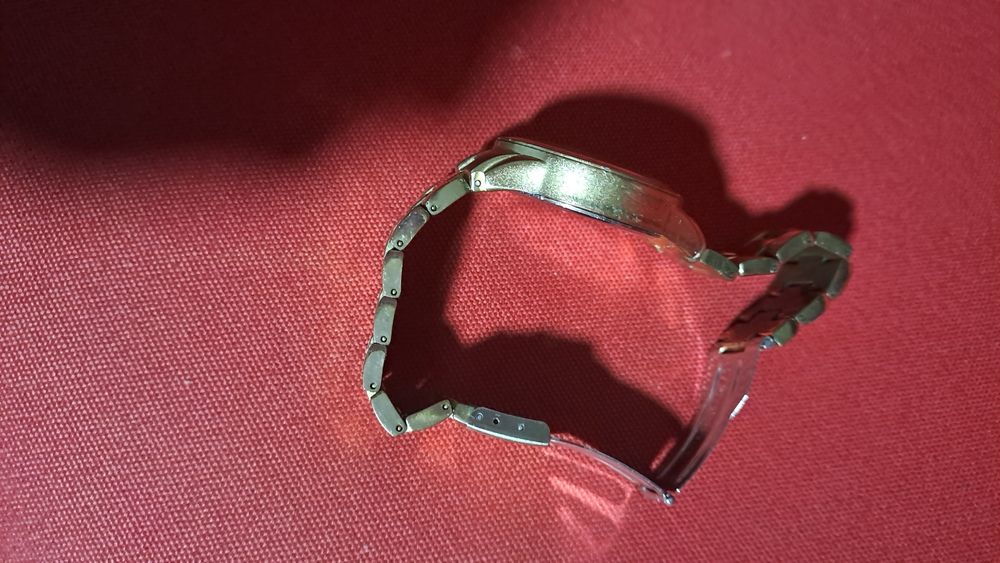 Ceas de mana  puțin defect