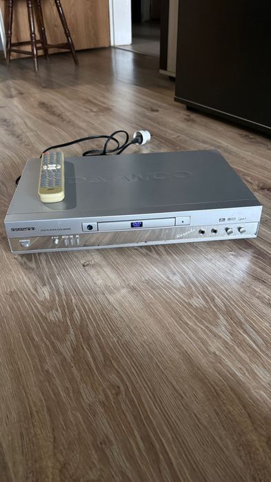 Daewoo DVD плейър DVG-8500N + дистанционно