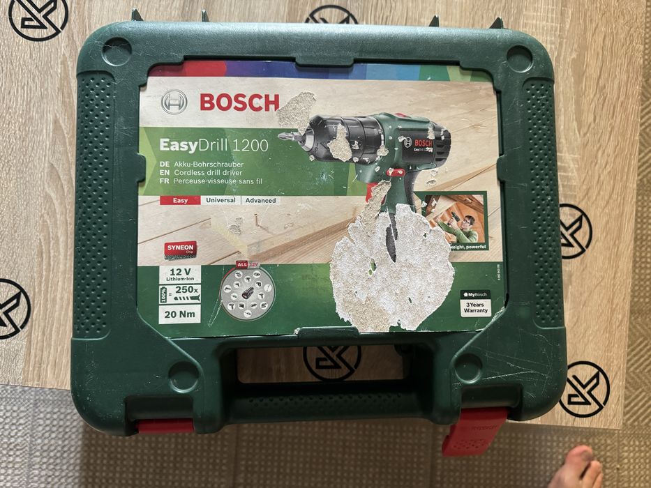 Filetanta bosch EasyDrill 1200 + set 32 biti