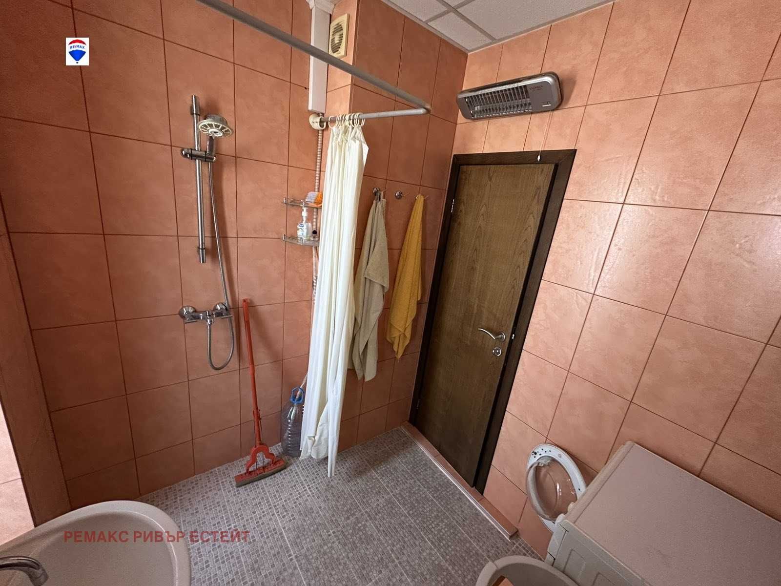 Двустаен апартамент за продажба кв. Широк център