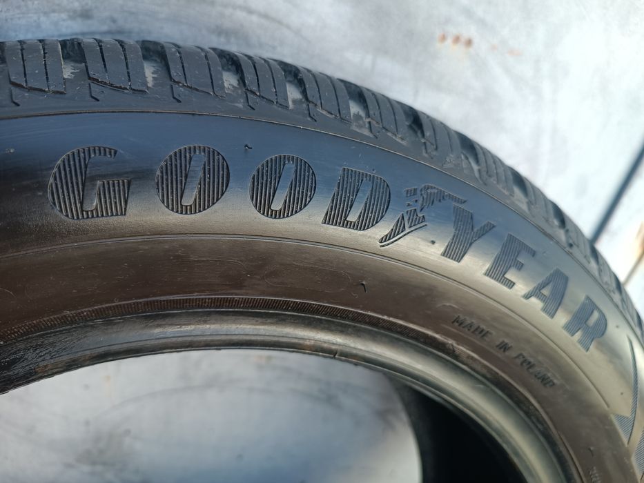 185/60/15 Goodyear