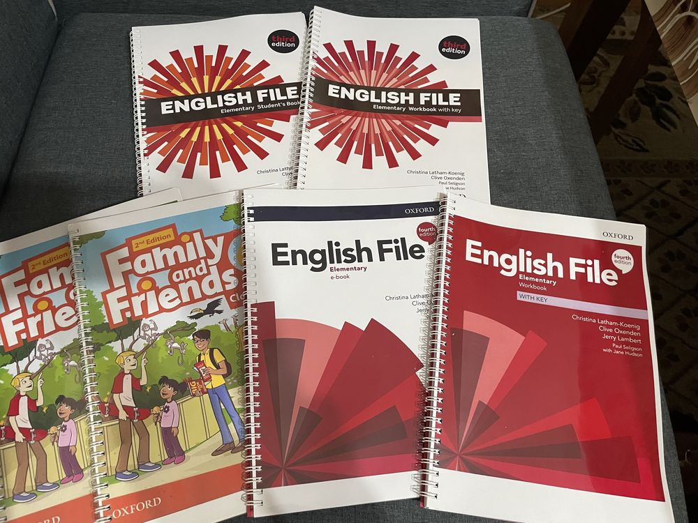 Учебники English file, Solution, Family and Friends
