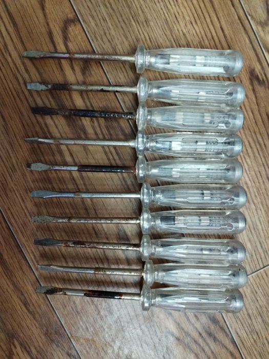 Продам крепкие отвертки